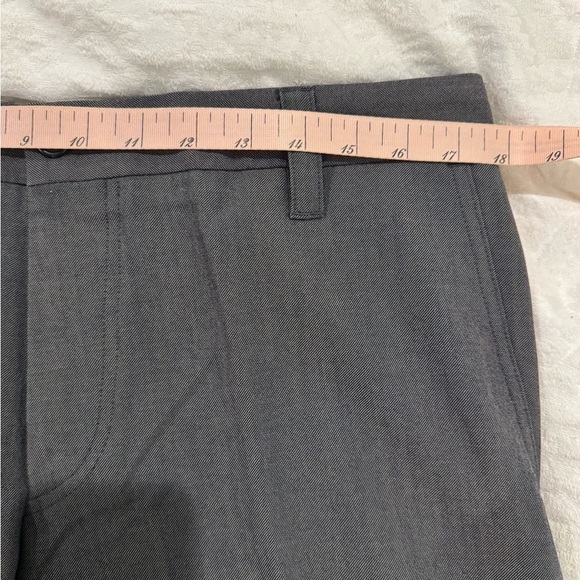 HUGO BOSS Men Grey Virgin Wool Dress Pants Trousers flat front 34R - Picture 6 of 7